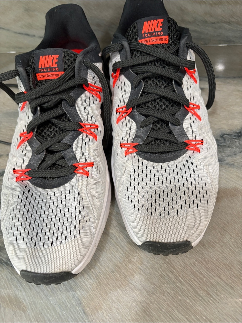 Nike Men's Gray, Black & Orange Training Sneakers